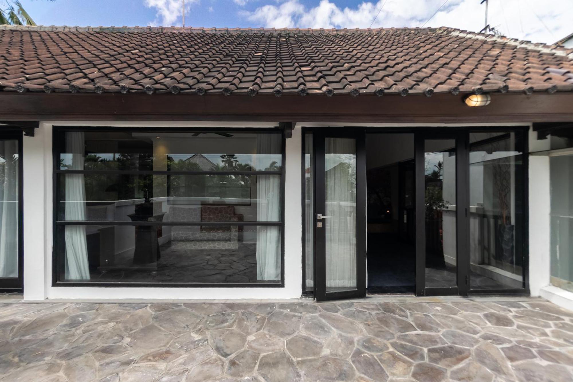 Four On Drupadi Villa Seminyak Kültér fotó